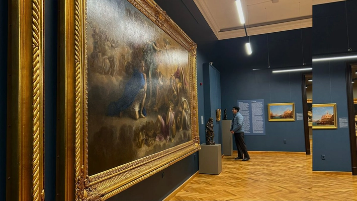Muzeele din Iași rămân deschise până seara târziu. Ce expoziții poți vizita în august
