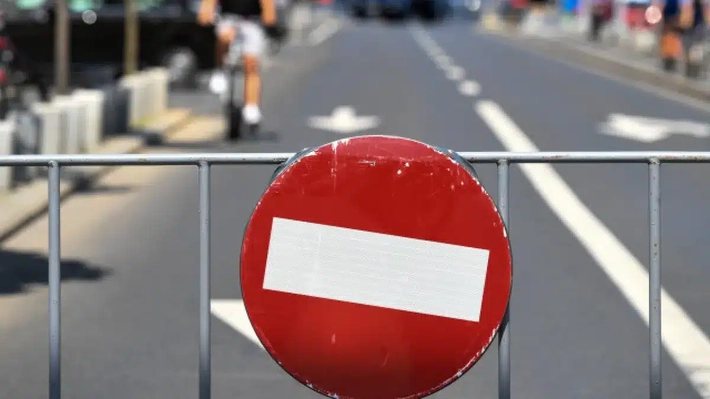 Restricții pentru șoferi în perioada 14 – 18 august 2025! Unde nu vor avea voie să circule