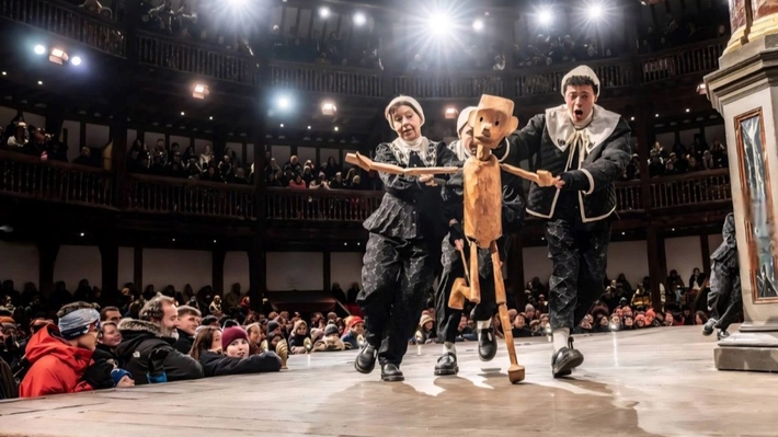 Doi dintre actorii prezenți la Festivalul Internațional de Teatru pentru Publicul Tânăr Iași fac parte din distribuția musicalului „Pinocchio” care se joacă la Londra. Spectacolul are loc la renumitul Shakespeare’s Globe