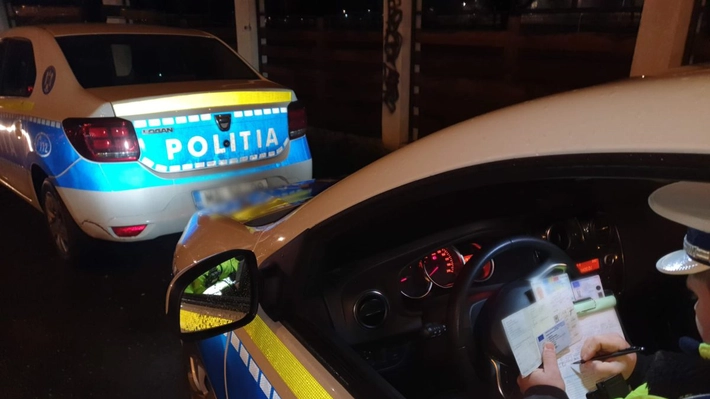 O nouă zi plină pentru polițiștii din Iași. În urma unor controale în trafic, au deschis mai multe dosare penale. Iată motivele
