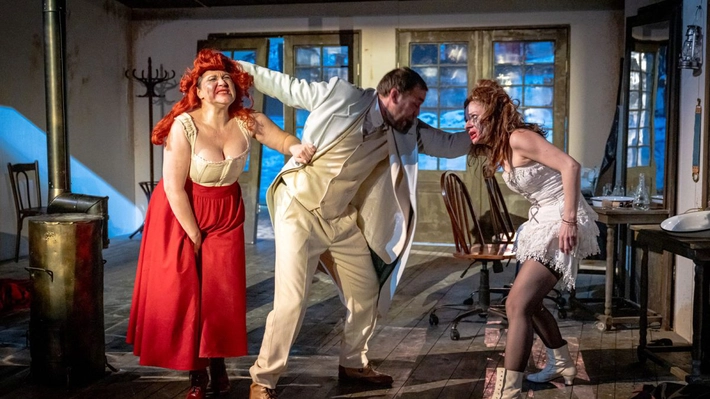 Două spectacole, montate de regizorul Claudiu Goga, în acest weekend, la Teatrul Național din Iași