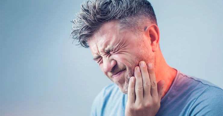 grafica persoana care acuza durere de dinti