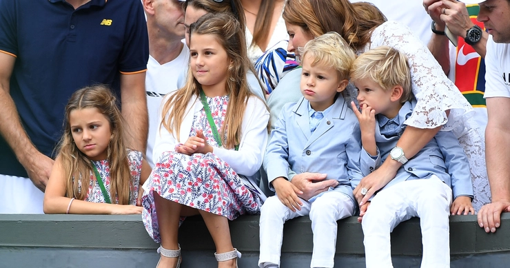 Mirka Federer alături de cei patru copii