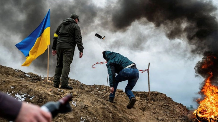 crime de război comise în Ucraina, ucraineni i timpul invaziei ruse, steag al Ucrainei