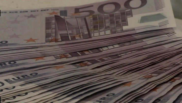  Multe bancnote euro