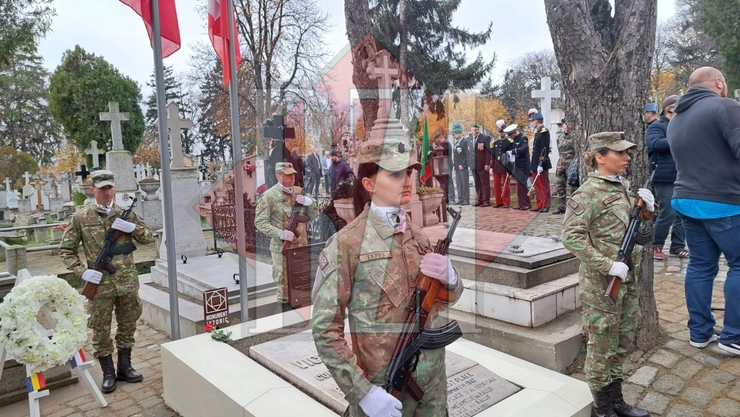 ceremonie de resfintirire a mormantului consului francez