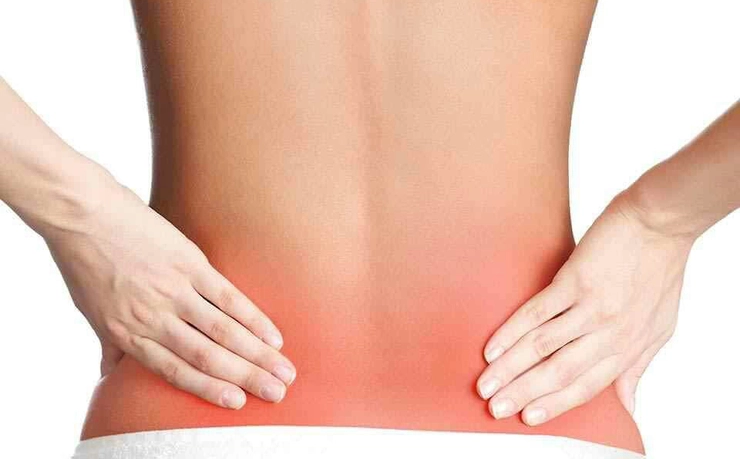 De ce mă doare spatele în zona sacrală? Cauze și tratament