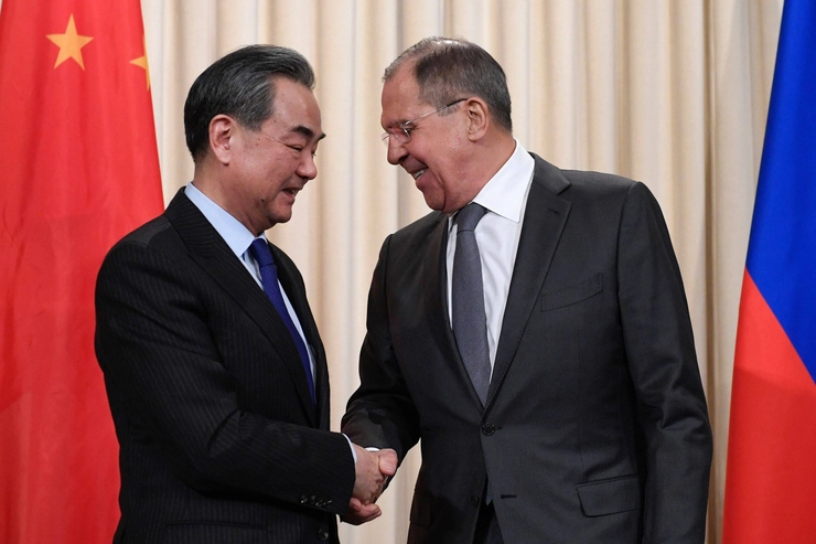 China şi-a declarat oficial poziţia, ministrii de externe Wang Yi si Serghei Lavrov