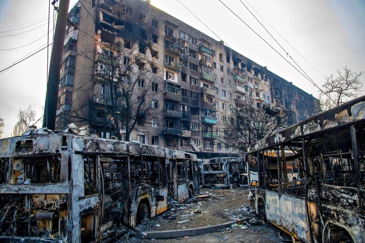 orașul Mariupol distrus
