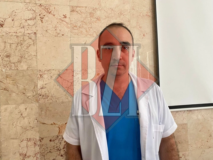 poză cu Radu Andriciuc, medic primar urolog în cadrul clinicii de urologie și transplant renal a spitalului Clinic „Dr. I. Parhon” Iași