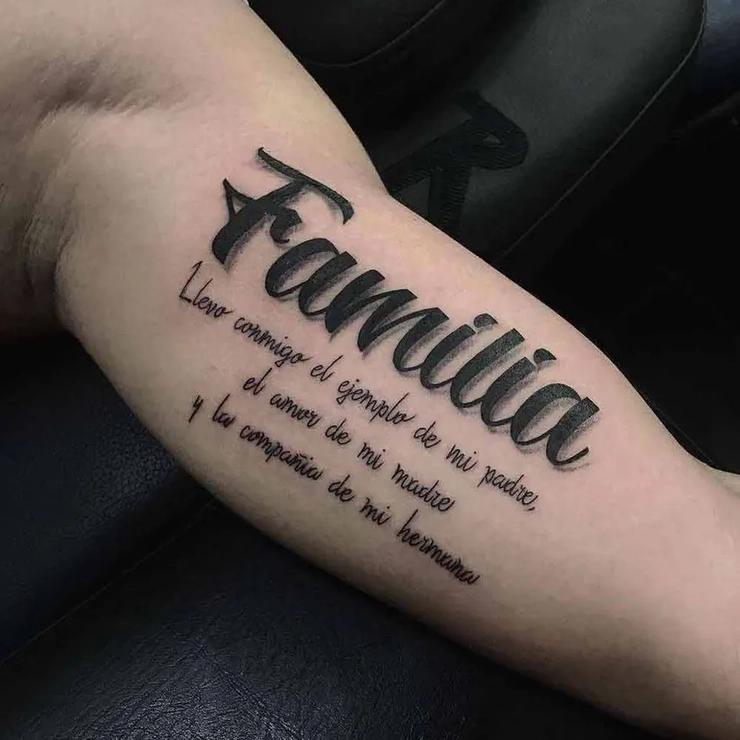 tatuaj citat pe antebrat