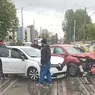 Accident rutier în municipiul Iași Două autoturisme s-au ciocnit pe Aurel Vlaicu