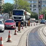 Calvarul pentru șoferii din Iași continuă. Lucrările de asfaltare dintre liniile de tramvai vor bloca traficul la gară 8211 FOTOVIDEO