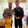 Adrian Mutu surpriză de zile mari pentru fiul său Tiago Cum au apărut cei doi alături de Cristiano Ronaldo Visul s-a îndeplinit 8211 FOTO