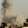 Israelul s-a dezlănțuit Aviația bombardează Rafah fix în timpul evacuării civililor