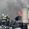 Incendiu grav într-o parcare plină cu TIR-uri la Timișoara Peste 100 de cauciucuri au ars 8211 FOTO