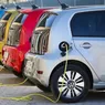 UE obligă cetățenii să își cumpere mașini electrice. Ce vehicule vor fi interzise în trafic