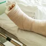 Caz șocant la Spitalul din Slobozia Un pacient cu piciorul rupt a trebuit să aștepte 10 zile să fie operat